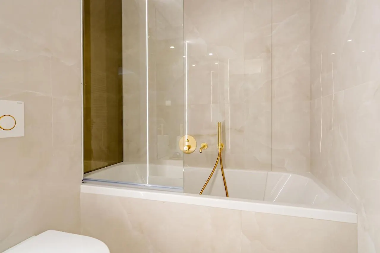 Appartement North By Urbanesq Cortina D à Bucarest 0*,
